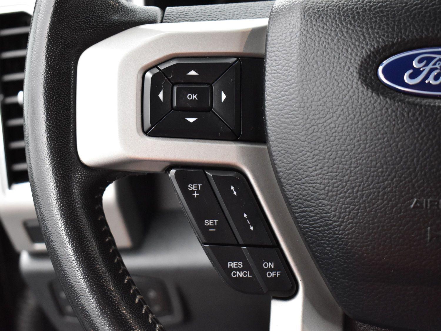 2022 Ford F-450 Lariat photo 17