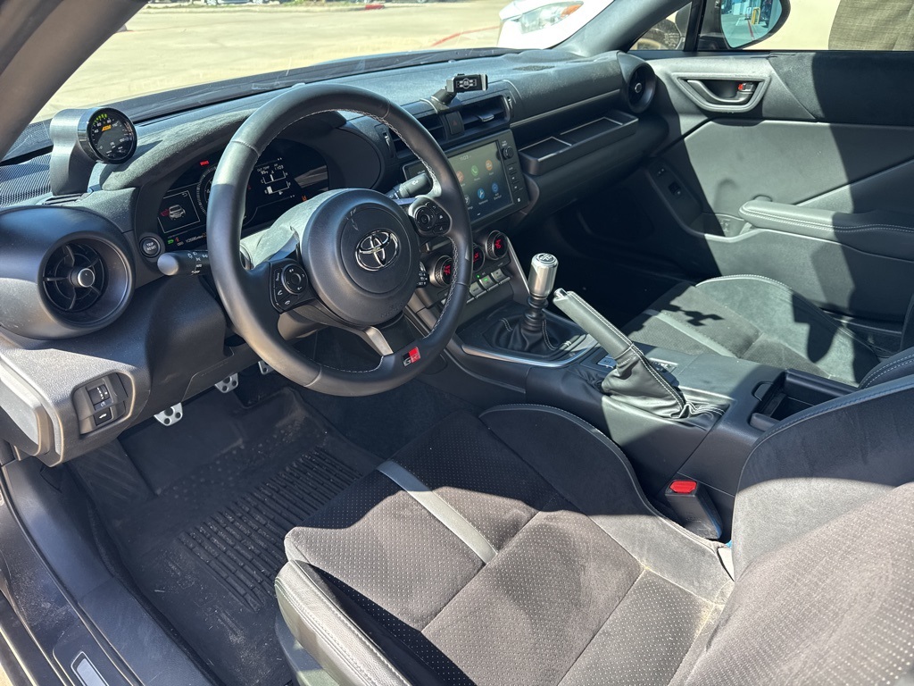 2024 Toyota GR86 Premium photo 2