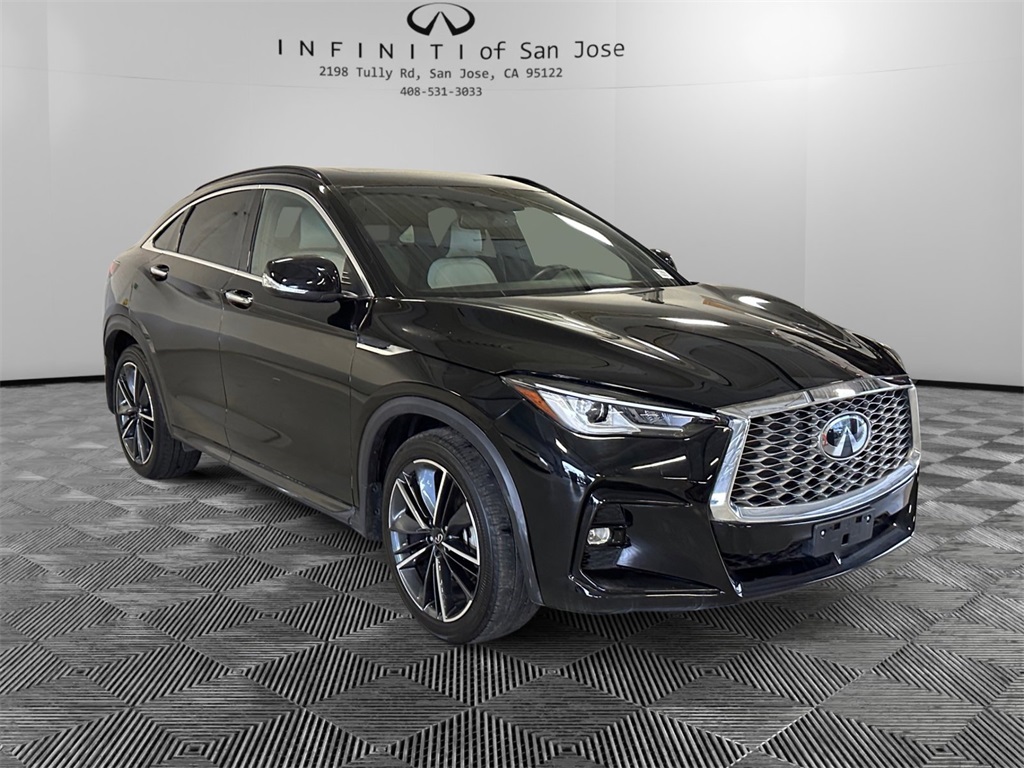 Used 2023 Black INFINITI LUXE image 3