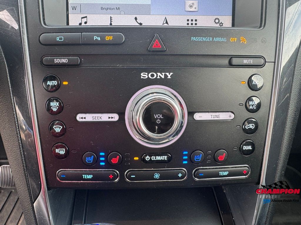2019 Ford Explorer Limited photo 16