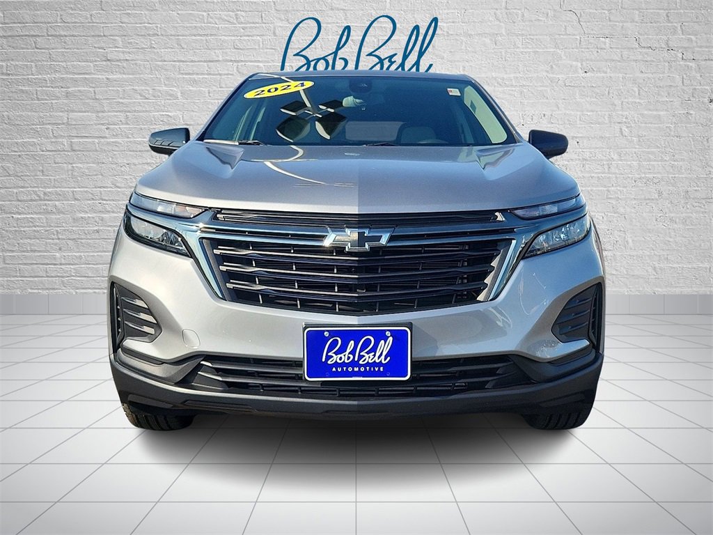 2024 Chevrolet Equinox LS photo 2