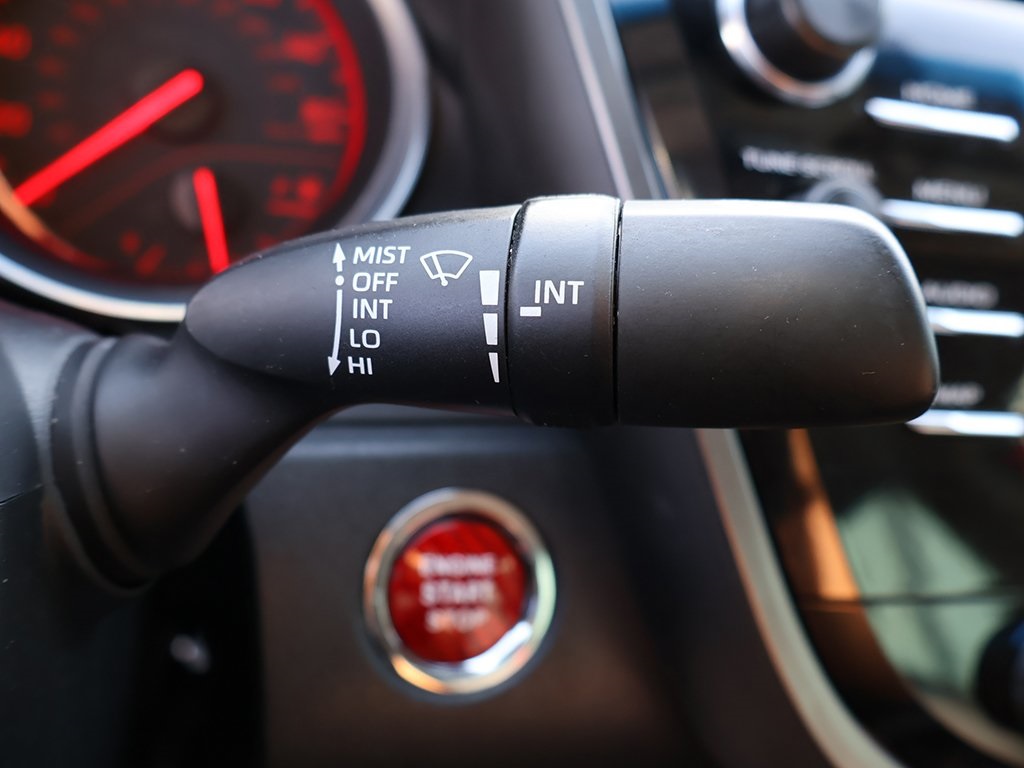2020 Toyota Camry TRD V6 photo 38