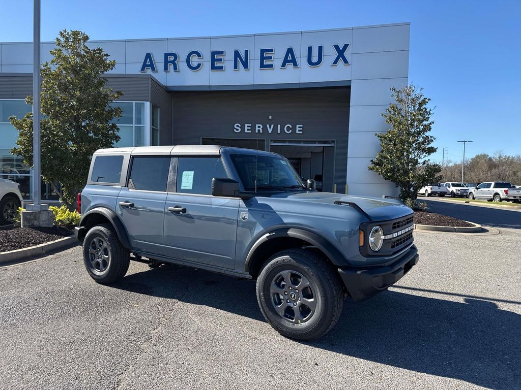 2025 Ford Bronco 4-Door Big Bend's photo