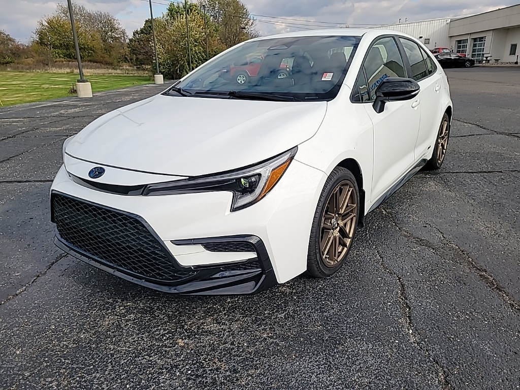 2024 Toyota Corolla Hybrid Nightshade Edition photo 2