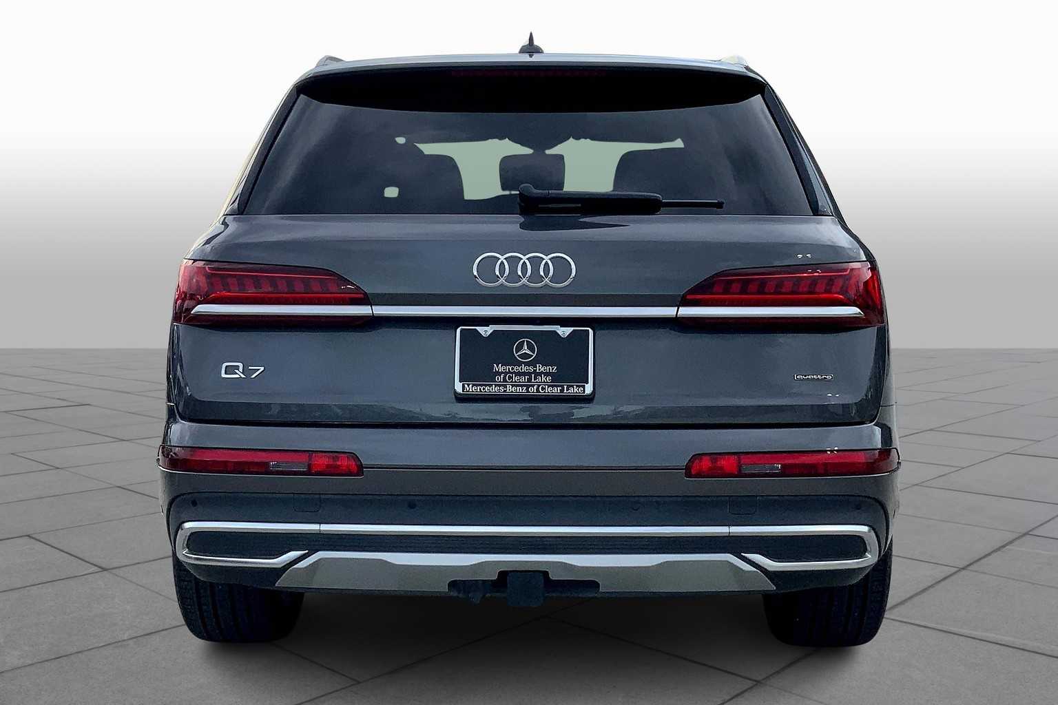 2023 Audi Q7 Premium Plus photo 4