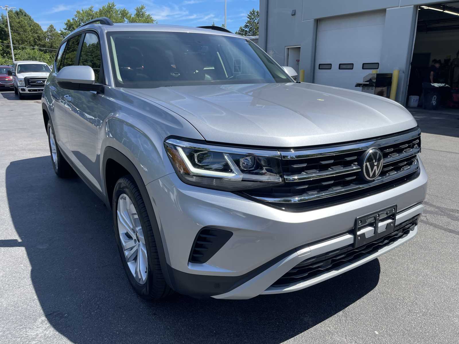 PreOwned 2023 Volkswagen Atlas 3.6L V6 SE w/Technology Sport Utility