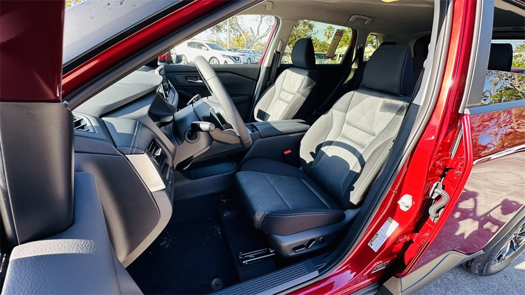2026 Nissan Rogue SV photo 24