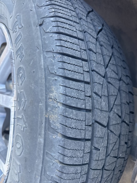 2023 Gmc Acadia SLT photo 4