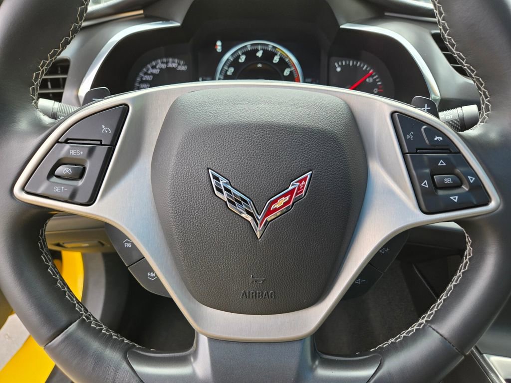 2016 Chevrolet Corvette Stingray Z51 1LT photo 21