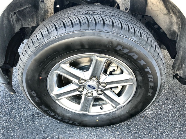 2024 Ford F-150 XLT photo 2