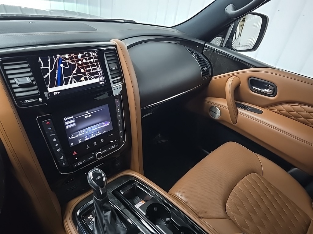 2021 Infiniti QX80 Sensory photo 25