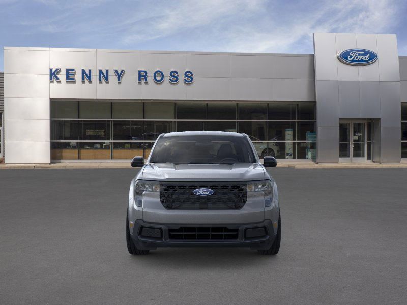 2025 Ford Maverick XLT photo 2