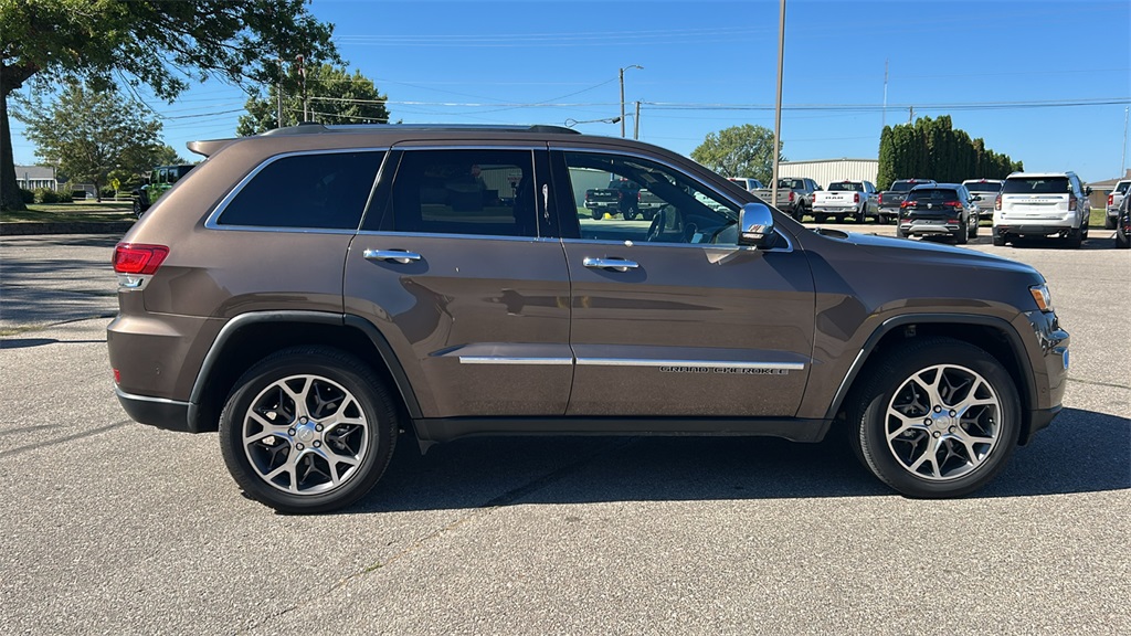 2020 Jeep Grand Cherokee Limited photo 2