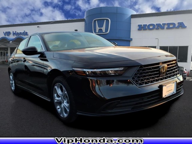 2024 Honda Accord LX's photo