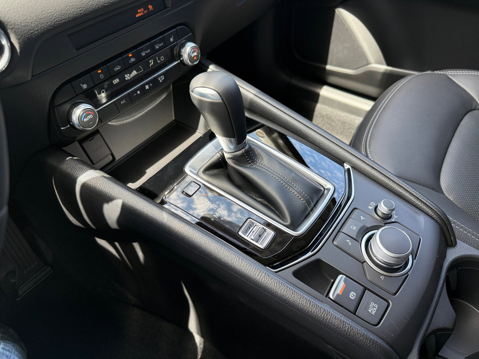 2025 Mazda CX-5 2.5 S Preferred photo 13