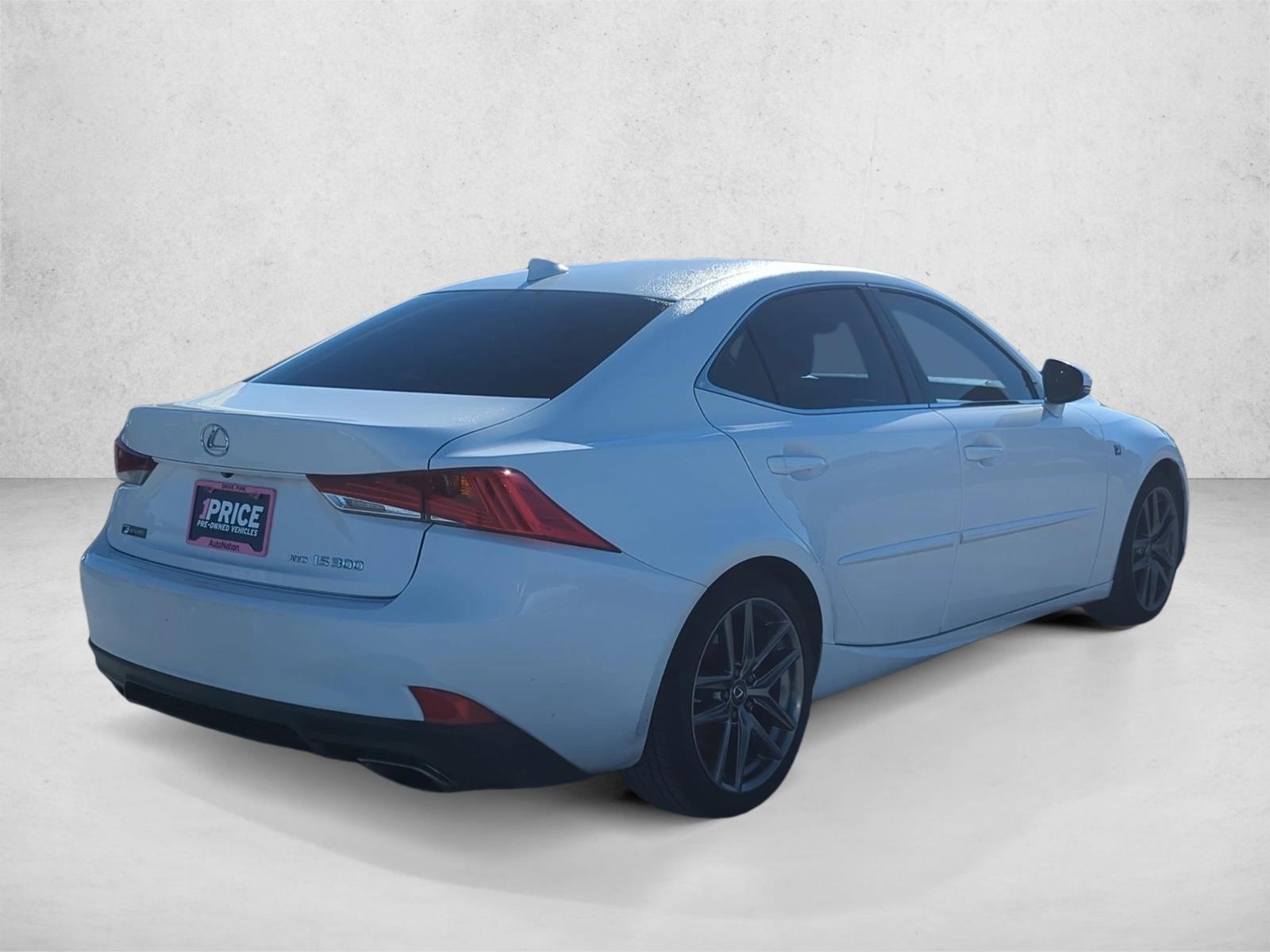 2020 Lexus IS 300 F SPORT photo 5