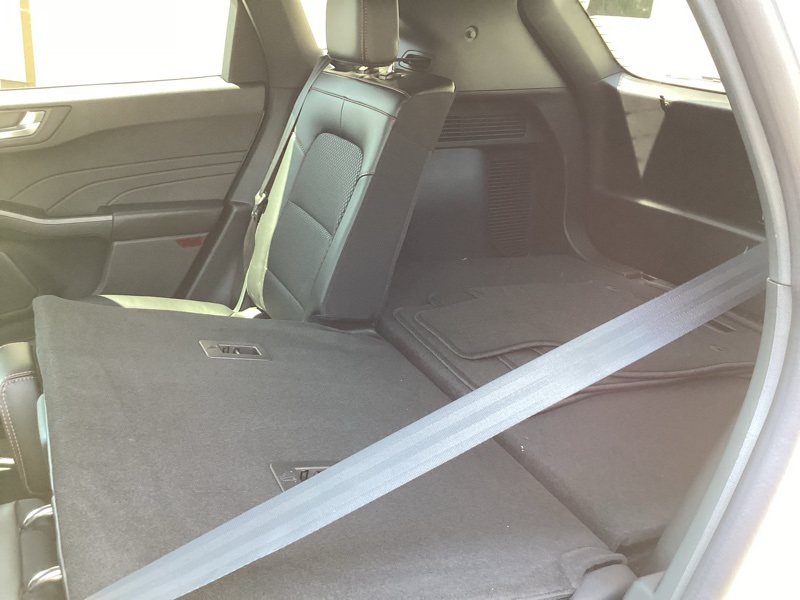 2025 Ford Escape Hybrid ST-Line Select photo 25