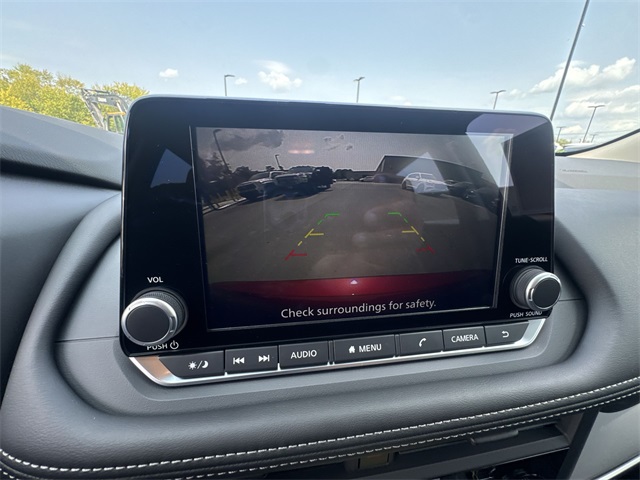 2026 Nissan Rogue S photo 17