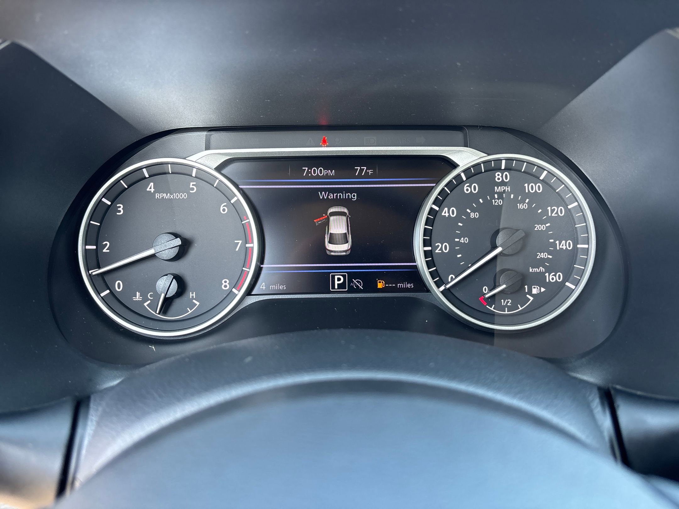 2025 Nissan Sentra SR photo 19