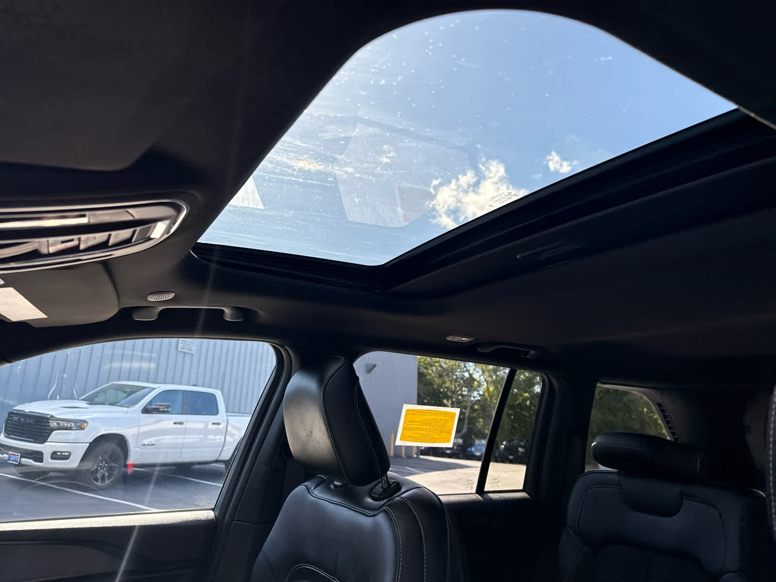 2025 Jeep Grand Cherokee Altitude photo 18