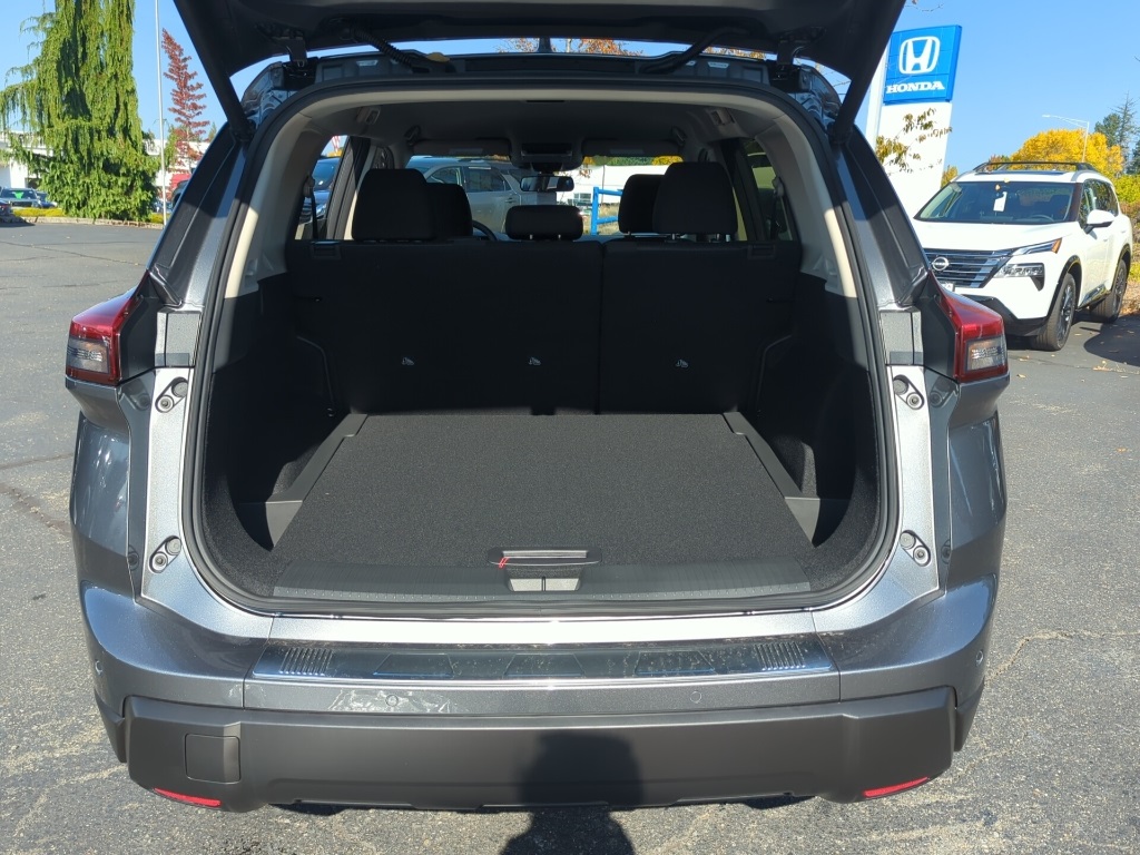 2026 Nissan Rogue SV AWD photo 23