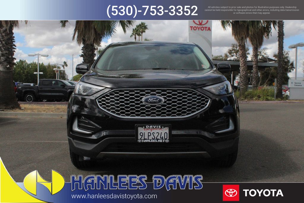 2024 Ford Edge SEL photo 3