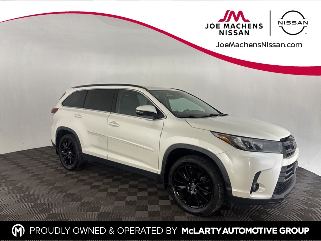 2019 Toyota Highlander SE