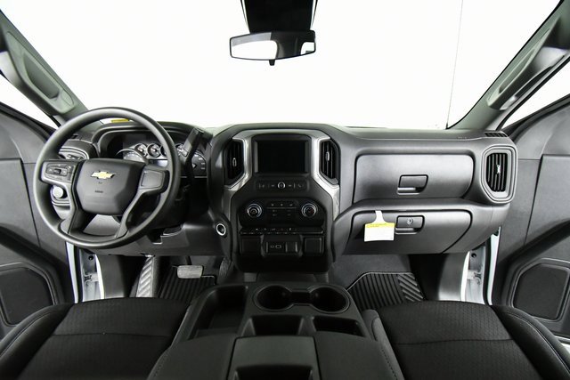 2025 Chevrolet Silverado 1500 Custom photo 16