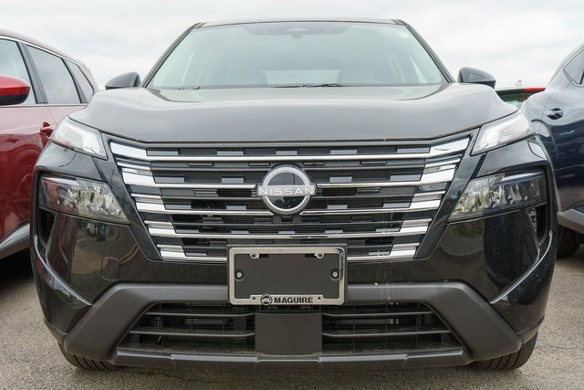 2025 Nissan Rogue SV photo 2