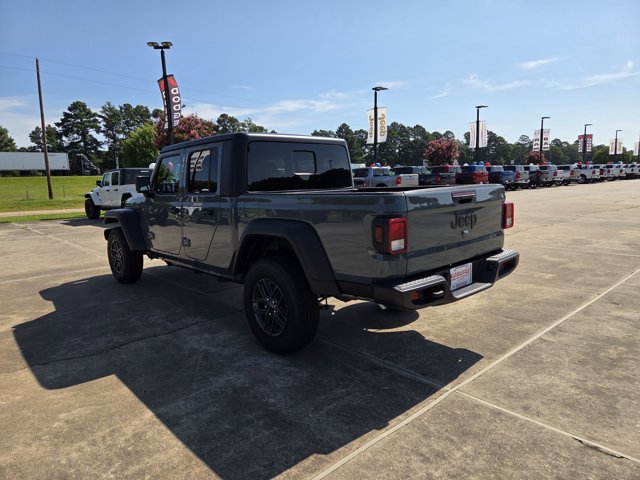 2025 Jeep Gladiator Sport S photo 3