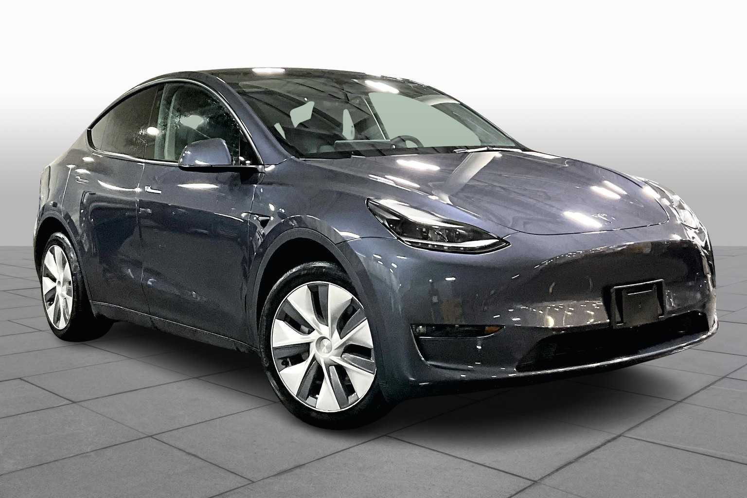 Used 2023 Tesla Model Y Long Range with VIN 7SAYGDEE2PF862449 for sale in Kansas City