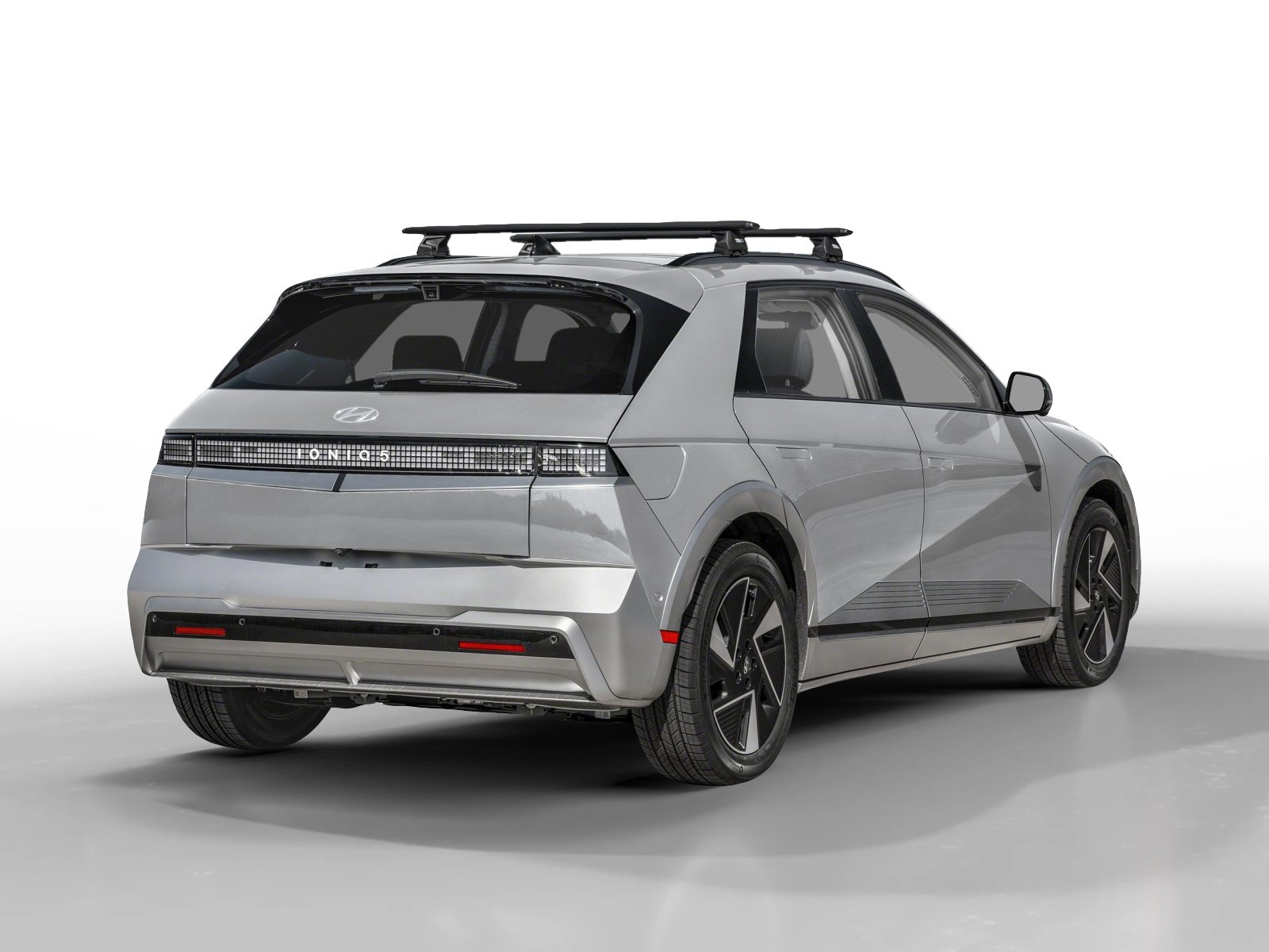 2026 Hyundai Ioniq 5 SEL photo 2