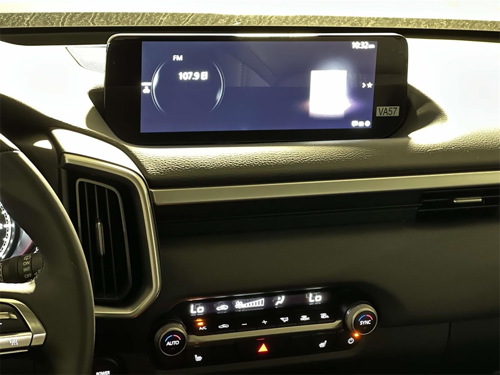 2025 Mazda CX-50 Preferred photo 17