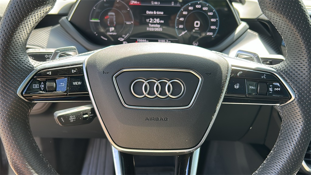 2023 Audi RS e-tron GT Base photo 11