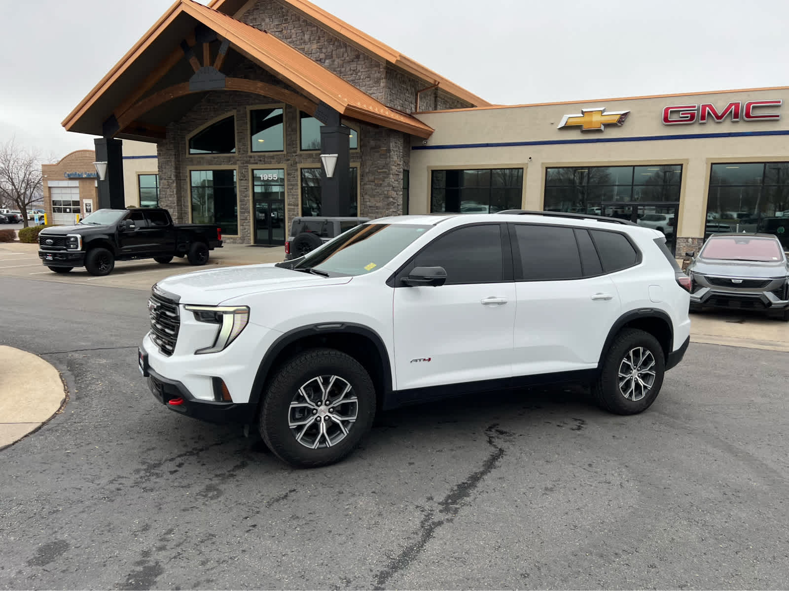 2024 GMC Acadia AT4's photo