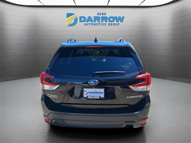 2022 Subaru Forester Premium photo 3