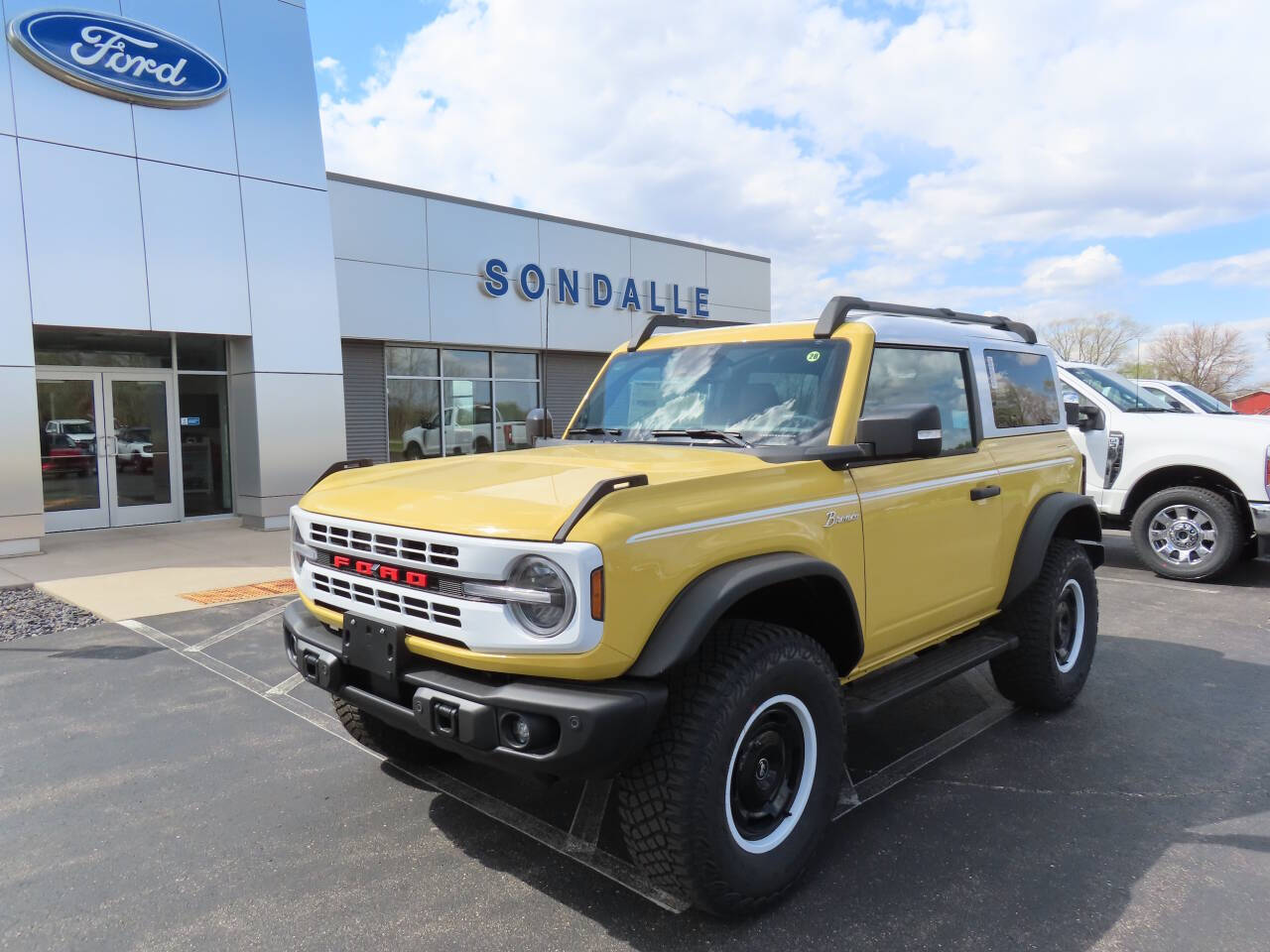 2024 Ford Bronco 2-Door Heritage Limited Edition's photo