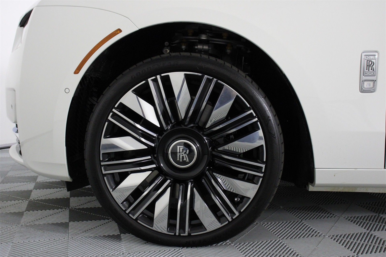 2025 Rolls Royce Ghost RR photo 12
