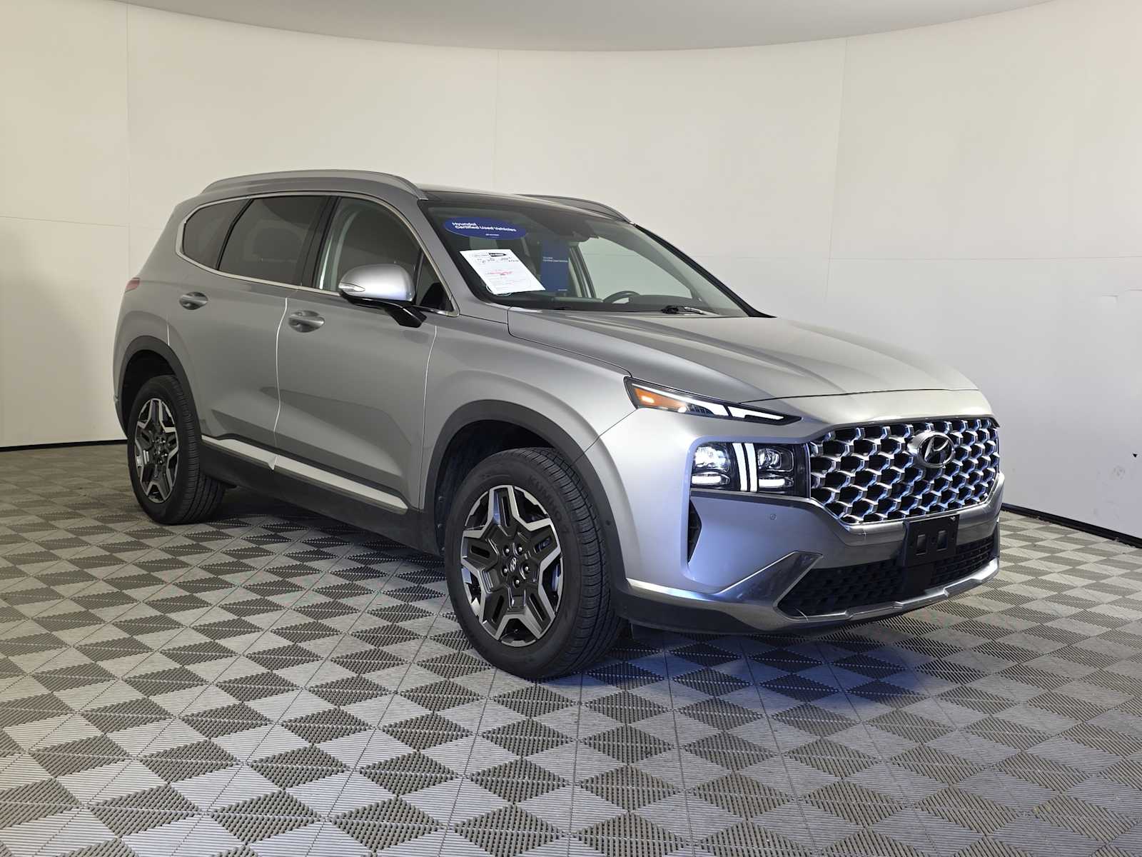 2023 Hyundai Santa Fe Limited's photo