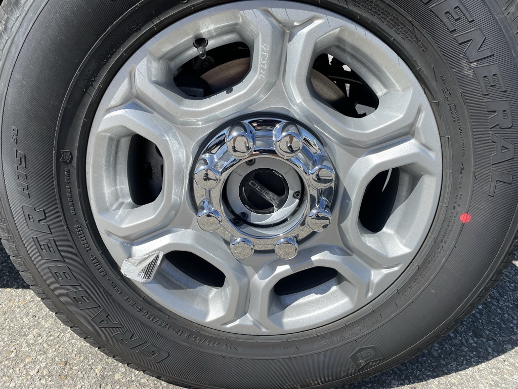 2025 Ford F-350 XLT photo 4