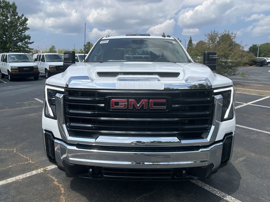 2024 Gmc Sierra 2500 HD Pro photo 2