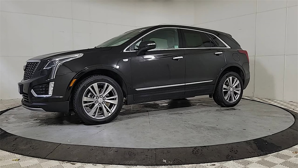 2025 CADILLAC XT5 - Image 5