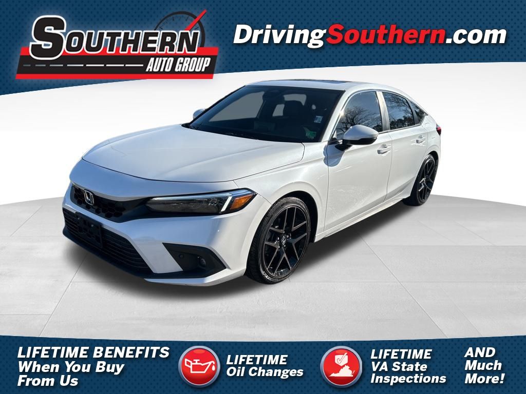 2024 Honda Civic Hatchback Sport Touring's photo