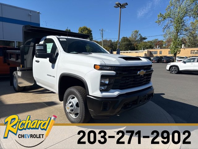 2025 Chevrolet Silverado 3500HD Work Truck's photo