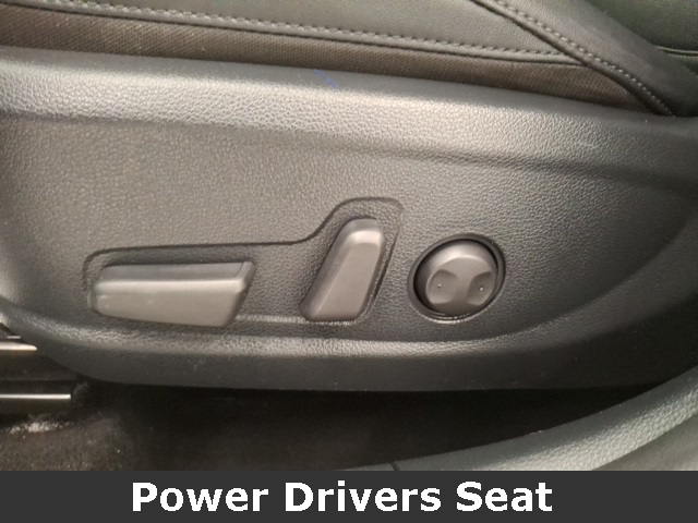 2024 Kia Seltos EX photo 8