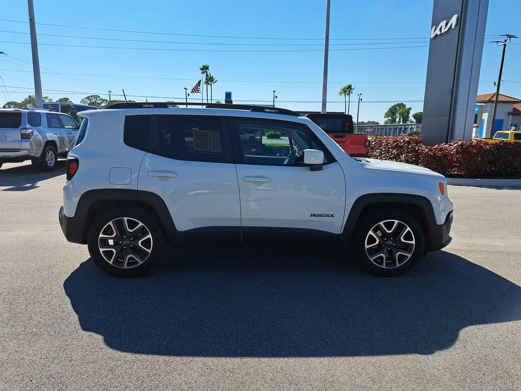 2018 Jeep Renegade Latitude North Edition photo 4