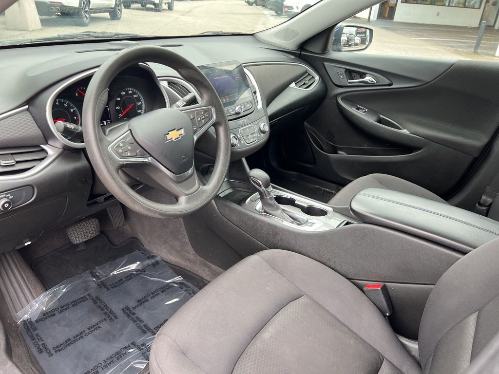 2022 Chevrolet Malibu 1LT photo 9