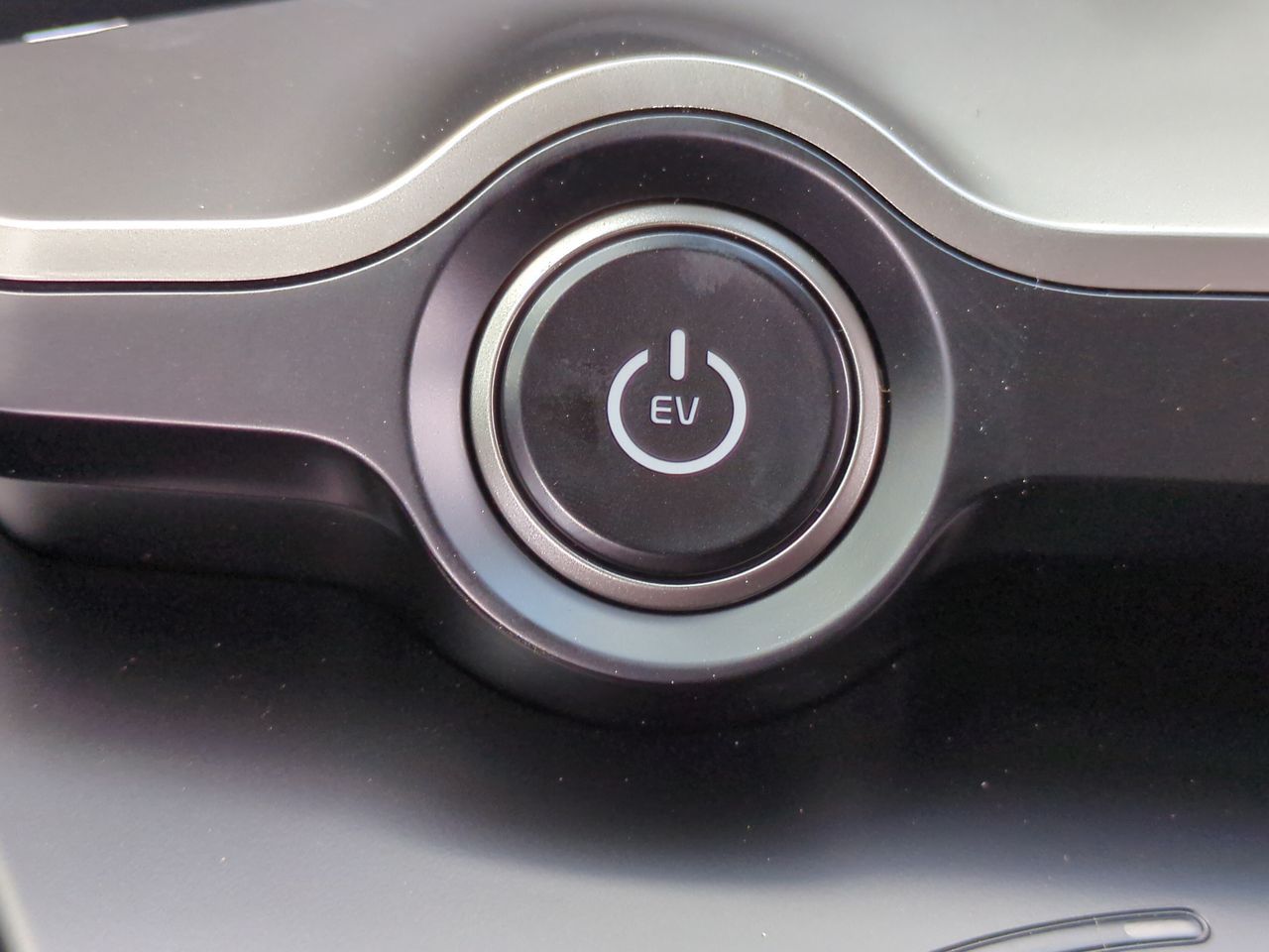 2025 Kia EV6 Light photo 14