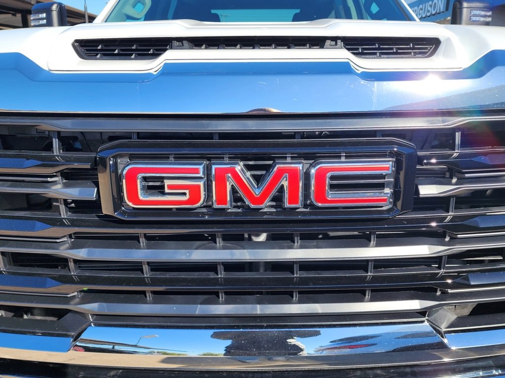 2026 Gmc Sierra 2500 HD Pro photo 4