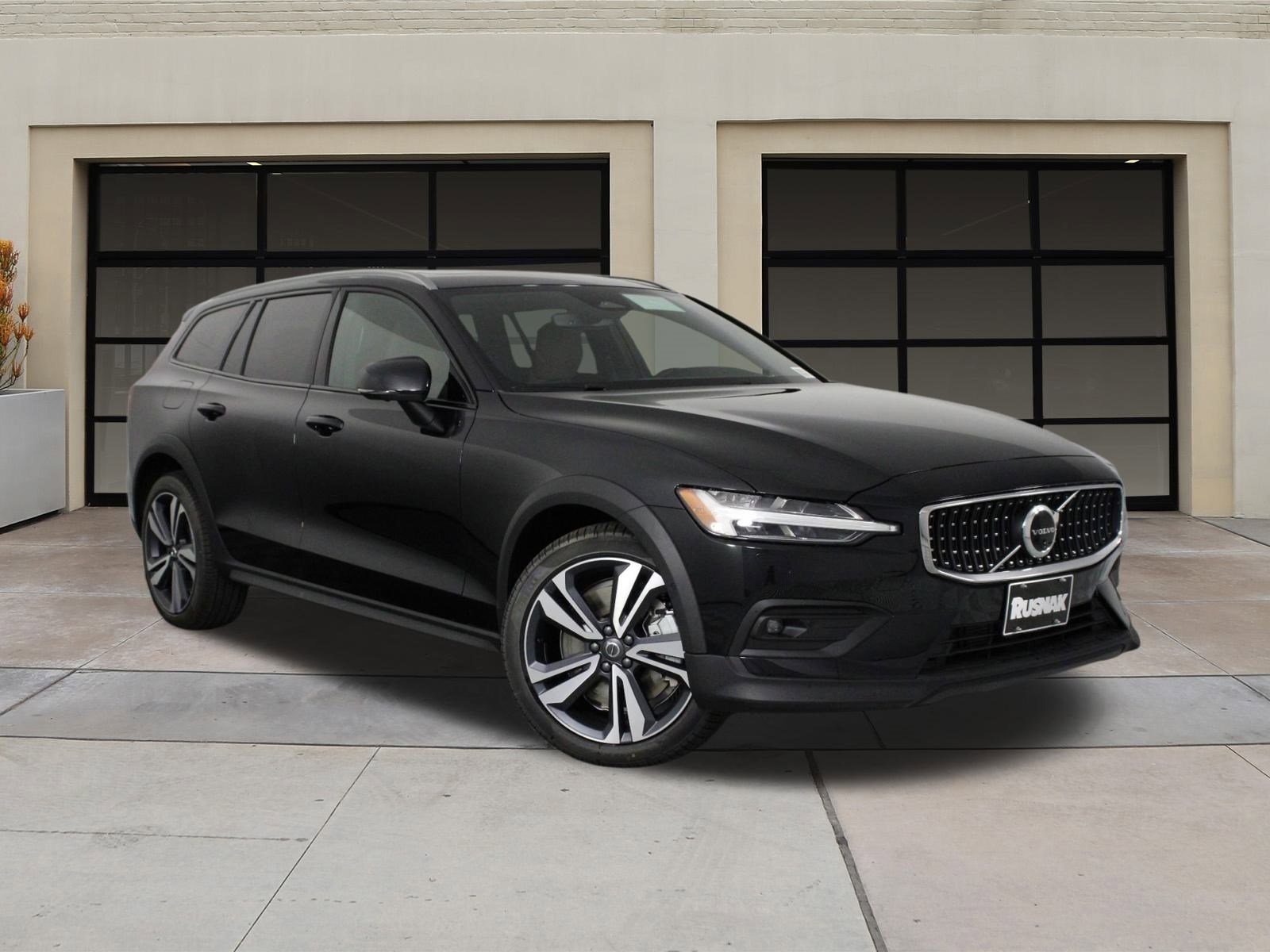 2026 Volvo V60 Cross Country B5 Plus photo 17